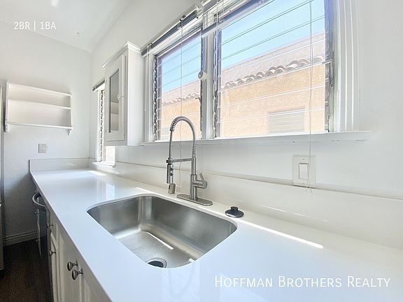 4th image of 362 1/2 N Sierra Bonita Ave