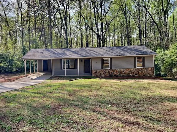 130 Fairview Dr, Stockbridge, GA 30281