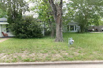 1st image of 1117 E 23rd St