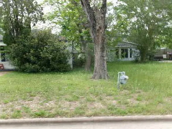 1117 E 23rd St, Bryan, TX 77803
