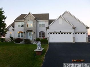 17574 Hyde Park Ave, Lakeville, MN 55044