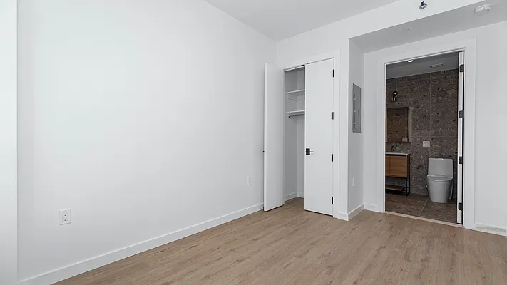 Rented by Nooklyn NYC LLC | media 88