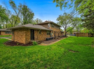 2631 N Hanssler Ct, Peoria, IL