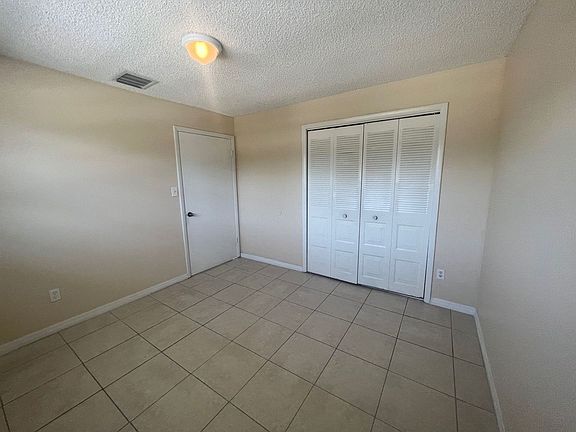 5th image of 3210 Louisiana Ave Unit 6