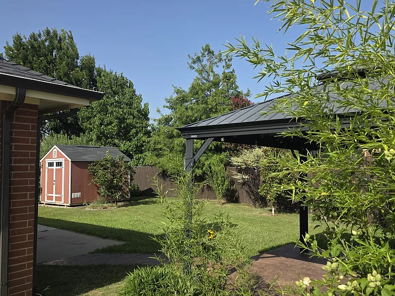 12112 Lamington Dr — Photo 18