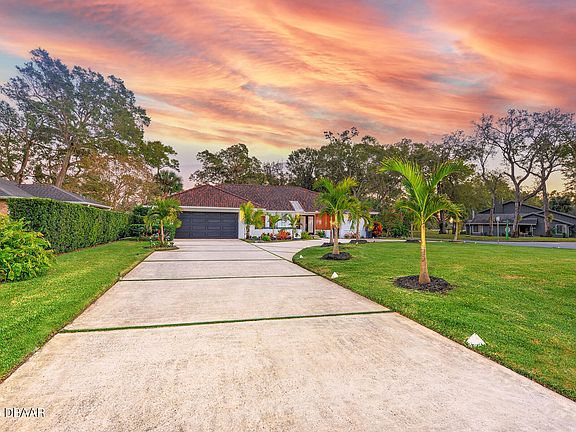 4th image of 1890 Spruce Creek Blvd