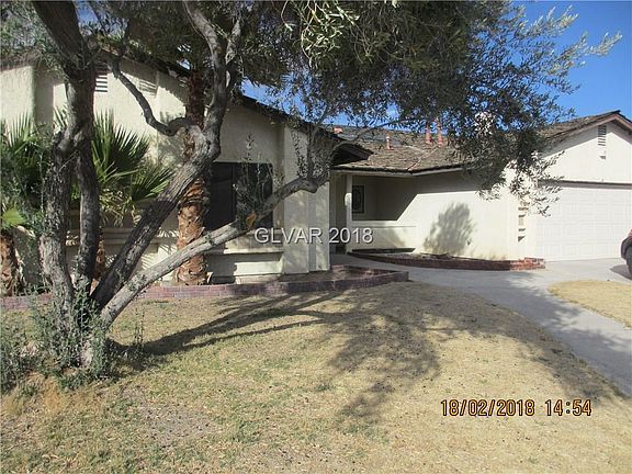 2nd image of 1844 Canterbury Dr