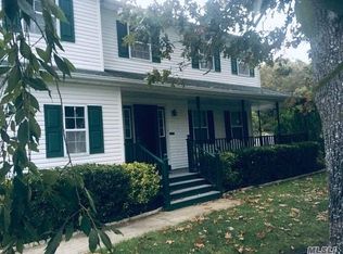 14 Minto Ct, Centereach, NY 11720