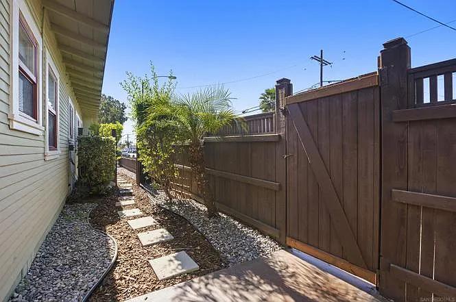 3104 Juniper St #1 — Photo 13