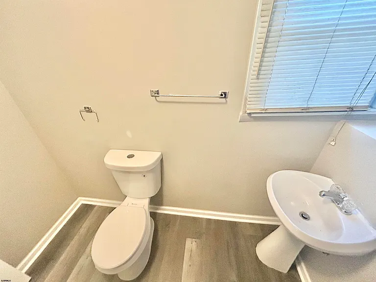 1830 E Riverside Dr #1 — Photo 11