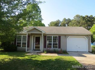 302 Commons Ct, New Bern, NC 28560