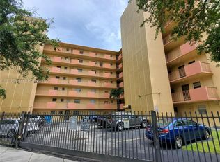 16400 NE 17th Ave APT 306, North Miami Beach, FL 33162