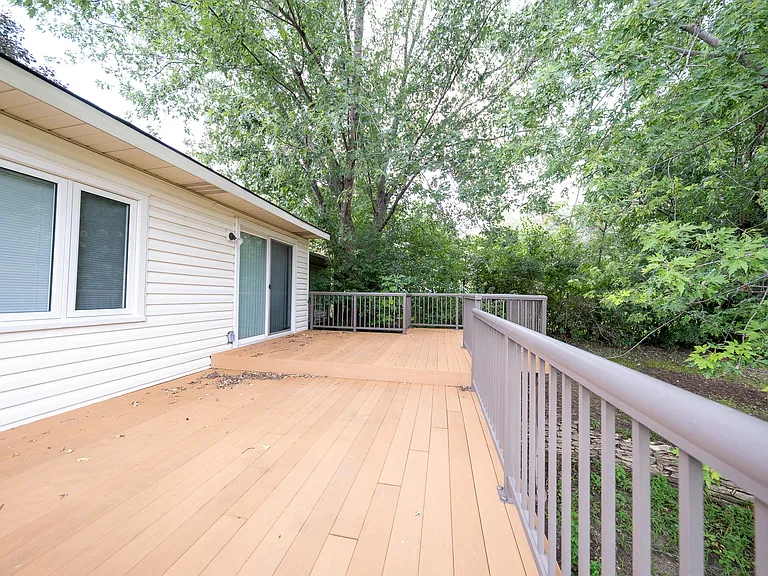 14200 Elgin Ct — Photo 33