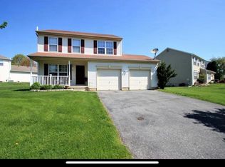 129 Ridgeline Ln, Easton, PA 18045