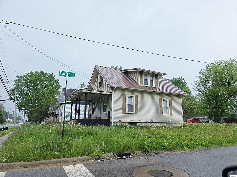 1st image of 555 N Greenwood St