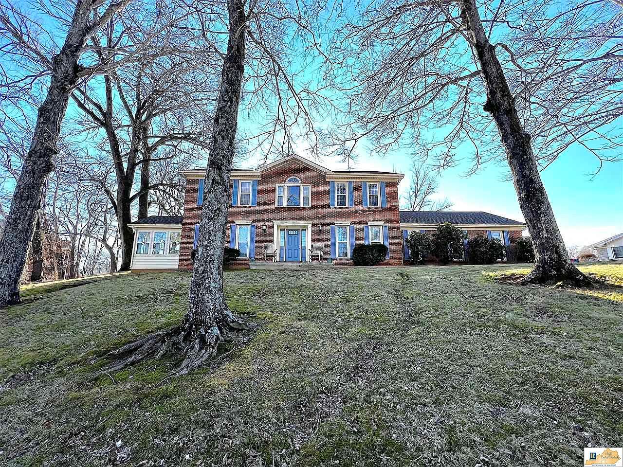 609 Greensburg St, Columbia, KY 42728 Zillow