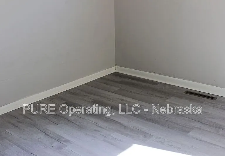 670 S 69th St — Photo 16
