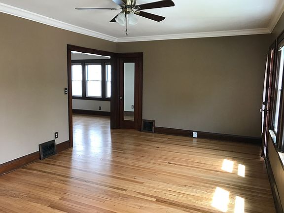 5th image of 17834 Baldwin Pl