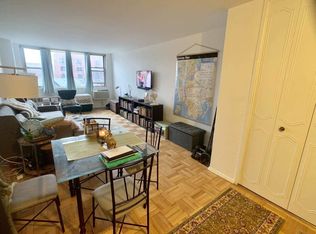 465 Ocean Pkwy APT 1A, Brooklyn, NY 11218