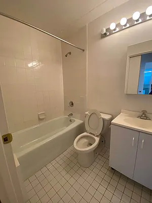 Rented by Contact Realty | media 5