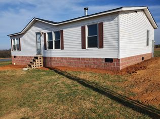 4823 Drake Rd, Cedar Hill, TN 37032