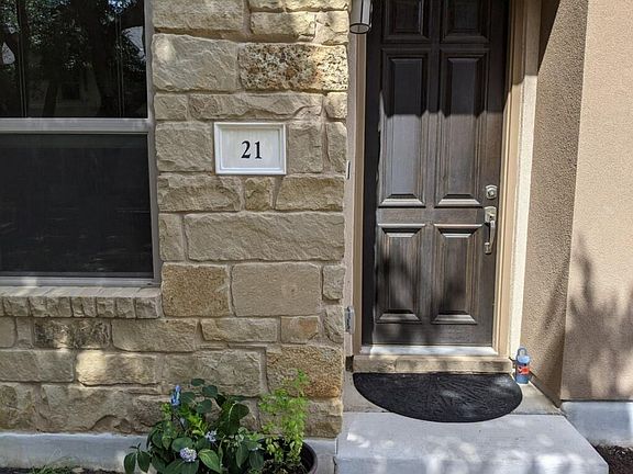 2nd image of 13800 Lyndhurst St Unit 21