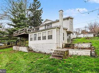 924 River Rd, Marysville, PA