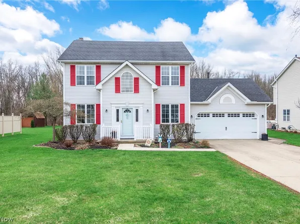 27061 Glenside Ln, Olmsted Township, OH 44138