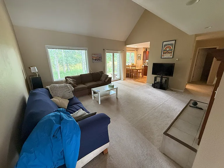 3075 Spring Meadows Dr — Photo 13