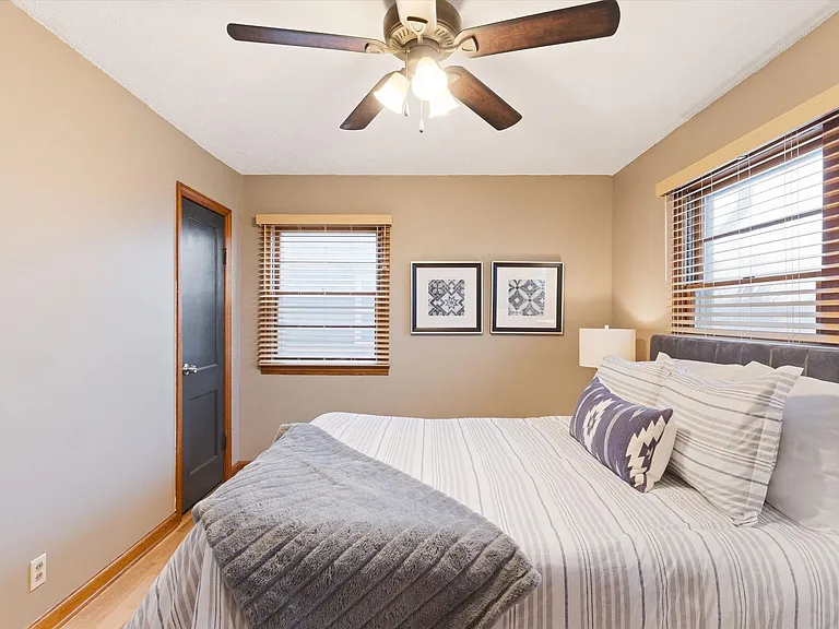 7514 Cass St — Photo 11
