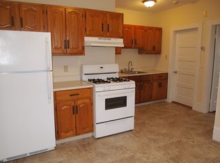 289 Cottage St #1L, Woonsocket, RI 02895