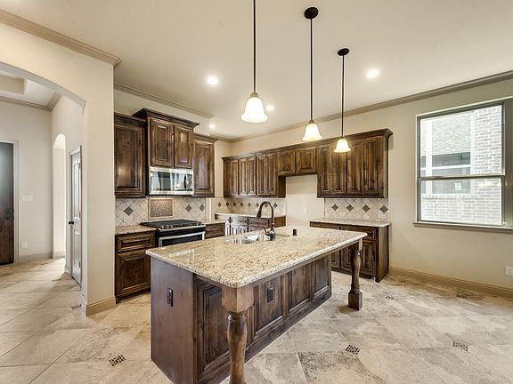 4th image of 8508 Meadow Sweet Ln