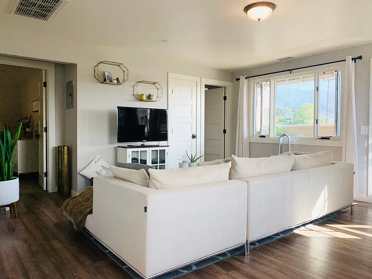 317 W Canon Perdido St #4 — Photo 7