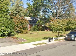 1014 Annadale Rd, Staten Island, NY 10312