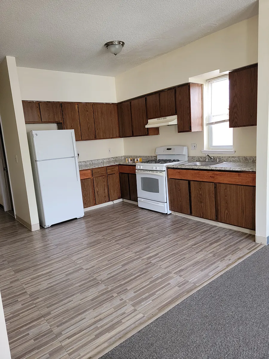Building Photo - 43 Lenox St #4