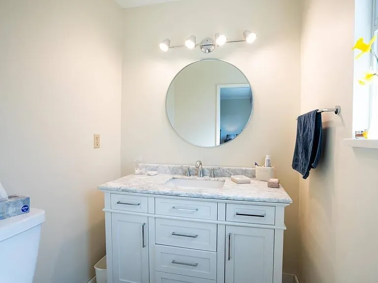 5368 1a Ave #UPPER — Photo 11