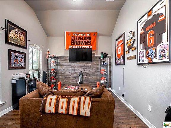 3rd image of 4702 Prewitt Ranch Rd