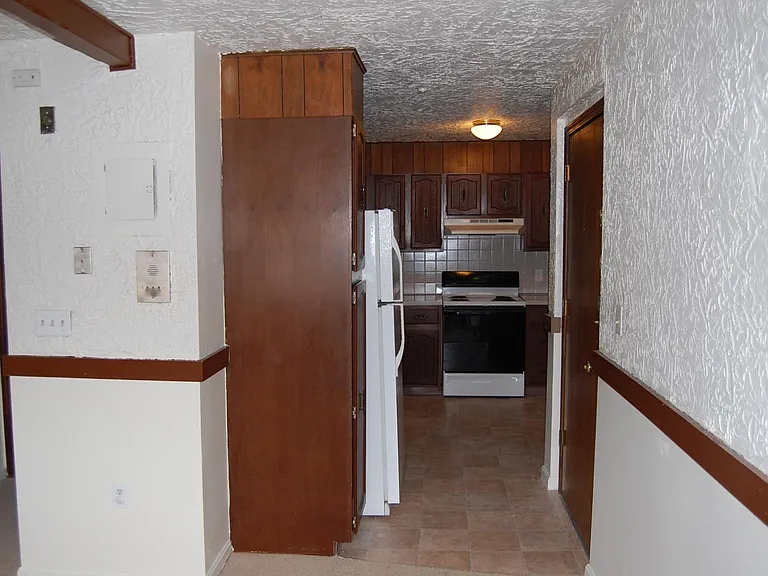 75 Winthrop St #32 — Photo 7
