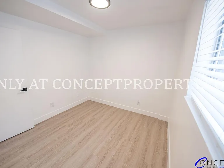 Lofts on 5th — Photo 155