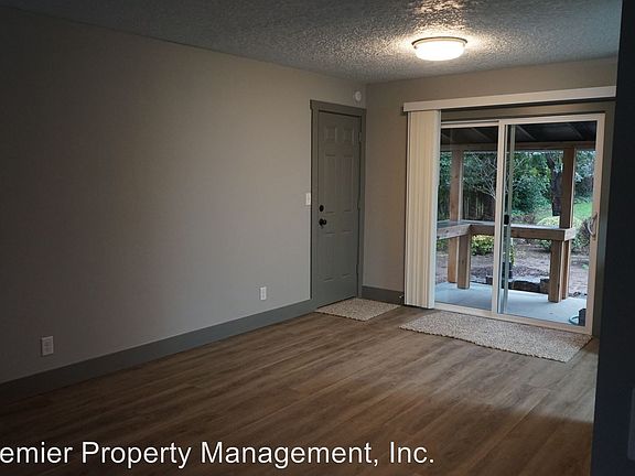 5th image of 4812 NE 62nd Ave