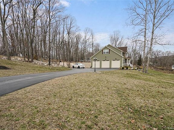 5th image of 6 Winding Ln