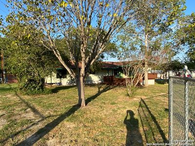 4239 Waterwood Pass Dr, Elmendorf, TX, 78112