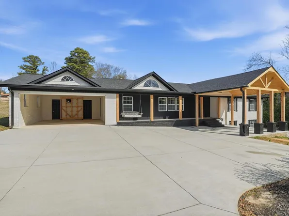 220 E Belvedere Rd, Greenville, SC 29605