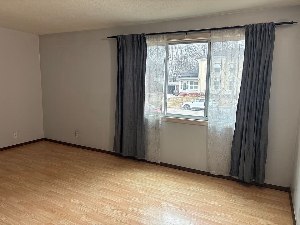 1st image of 441 S 26th St #3
