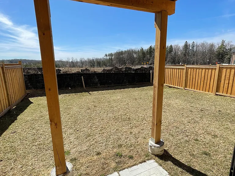 77 Ben Sinclair Ave — Photo 11