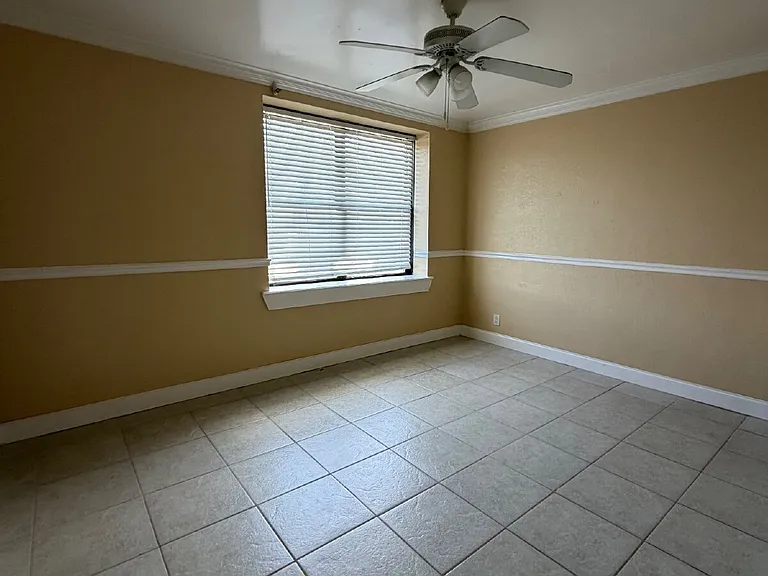 311 W Ashley St #302 — Photo 4