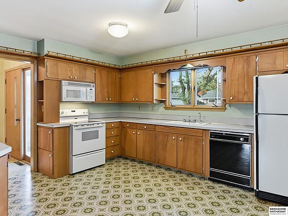 5th image of 916 N William Ave
