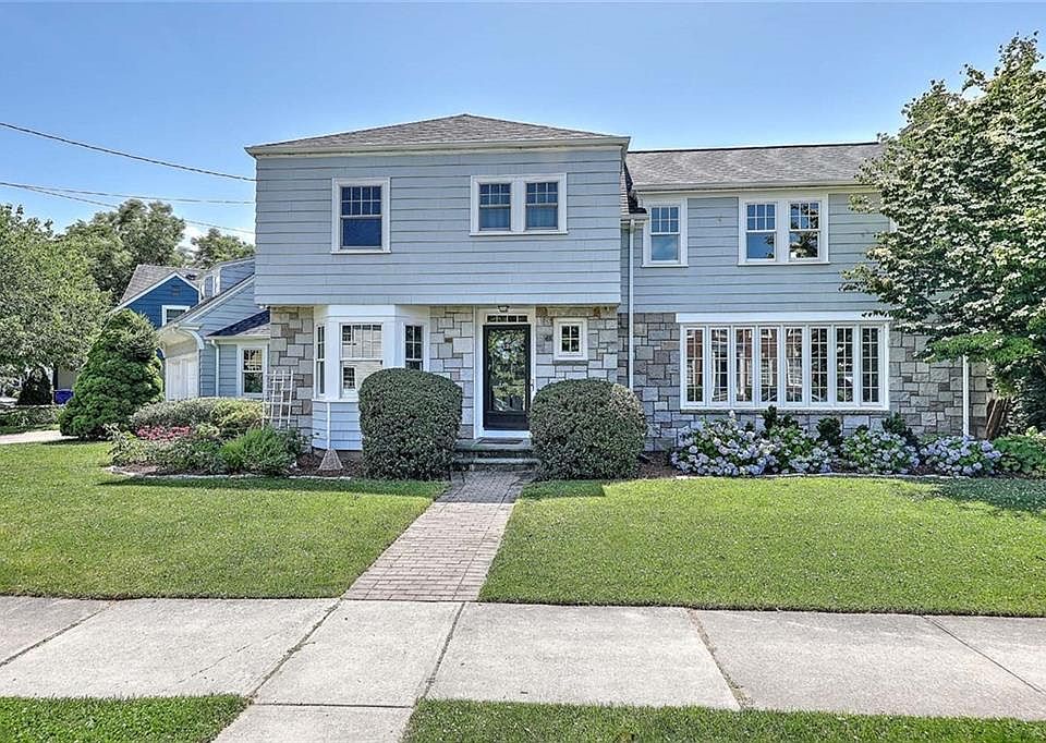 1st image of 129 Fosdyke St