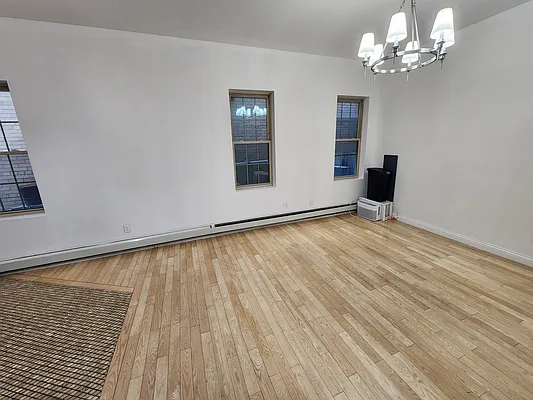 Rented by Aida Home Realty | media 8