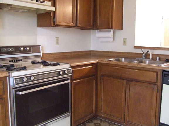 5th image of 10661 Jetrock Dr
